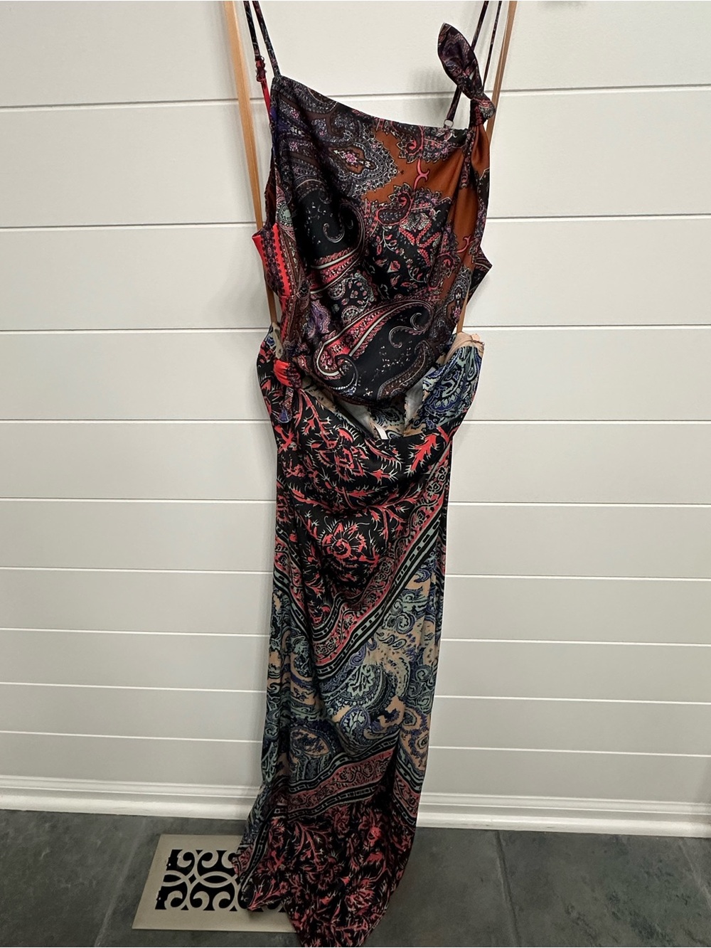 Slip Maxi Dress Tie Set in Multi Paisley Print
